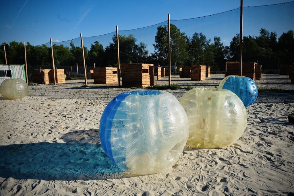 Bulles de bubble foot à Amiens chez Amiens Paintball